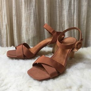 Doen Agnes sandals in pecan